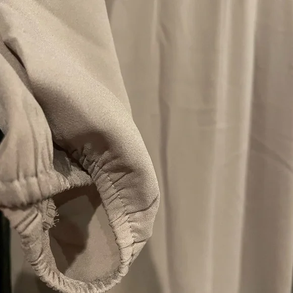 Pleione Brown Tunic with Batwing Sleeves and Relaxed Fit - Picture 11 of 13